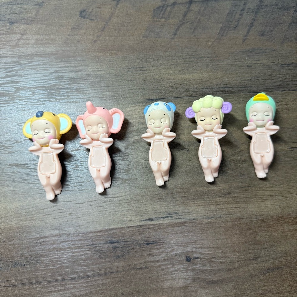 Sonny Angel Hippers animal Dreaming sleeping Elephant duck ram panda koala